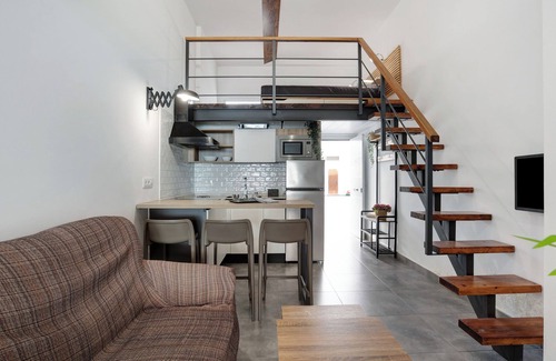 Chiclana de la Frontera Apartment | Apartment 'Mariola' with Private Terrace and Air Conditioning