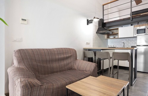 Chiclana de la Frontera Apartment | Apartment 'Mariola' with Private Terrace and Air Conditioning