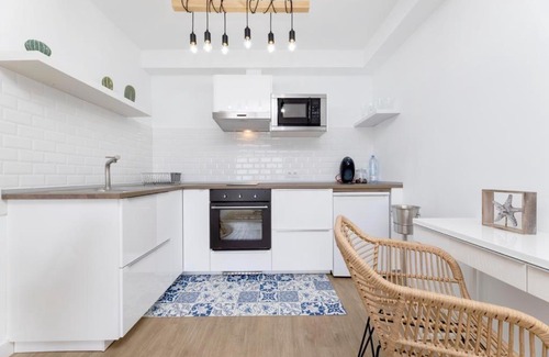 Playa del Cable Apartment | Apartment Marta