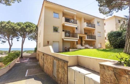 Pals Apartment | Apartment Melis II M2 Playa de Pals by Interhome