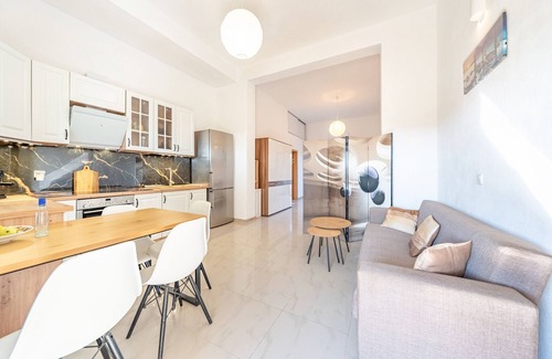 Dafnata Apartment | Apartment 'Melissa' with Excellent Sea View, Wi-Fi and Air Conditioning