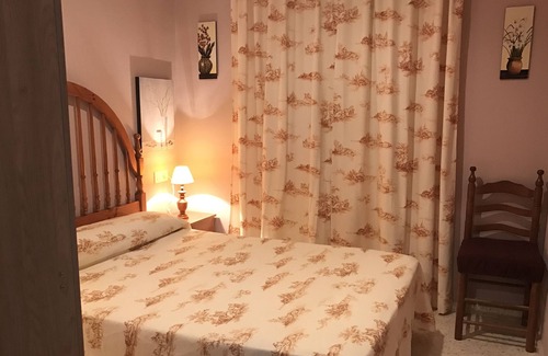 Bolonia House | Apartment meters from the beach of Bologna-6 PEOPLE