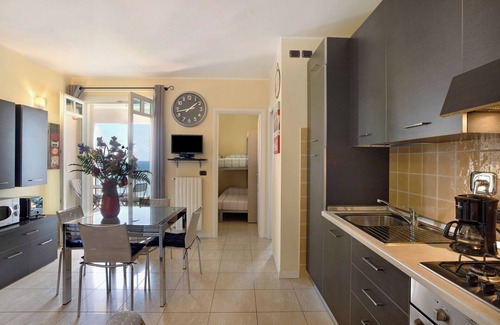 Imperia Apartment | Apartment "Miradore" with Seaview, Wi-Fi, A/C, Balcony & Terrace