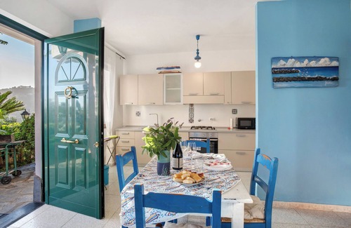 Imperia Apartment | Apartment 'Miramare' with Sea View, Private Terrace and Wi-Fi