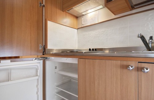 Moneglia Apartment | Apartment Monolocale Moneglia 35 close to the Beach with Shared Pool & Wi-Fi