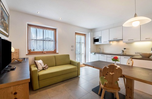 Lajen Apartment | Apartment "Montis Moarhof Natur Apartments" with Mountain View, Shared Terrace & Wi-Fi