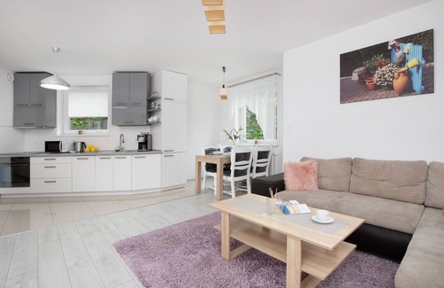 Gdansk Apartment | Apartment Myśliwskie Wzgórze by Renters