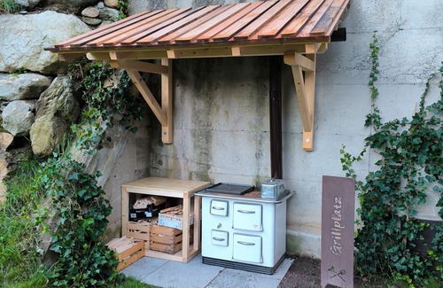 San Pancrazio Apartment | Apartment 'Naturapartments Alpreid Eiche' with Mountain View, Communal Pool and Wi-Fi