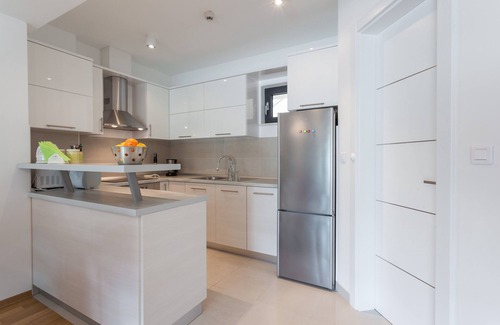 Montovjerna Apartment | Apartment NAVIGATIO with parking in Dubrovnik