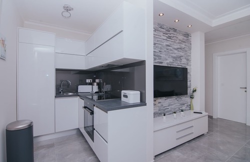 Novalja Apartment | Apartment near Beach with Terrace