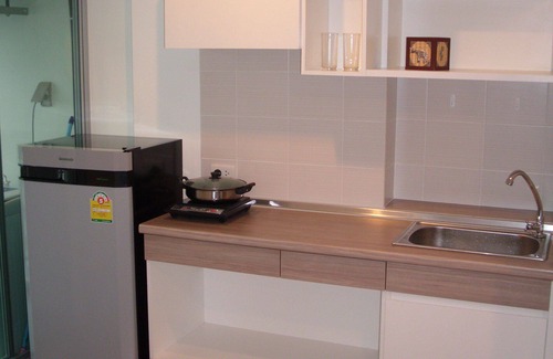 Arun Amarin Apartment | APARTMENT NEAR HISTORIC CENTRE OF BANGKOK IN LUXURY RESIDENCE WITH POOL