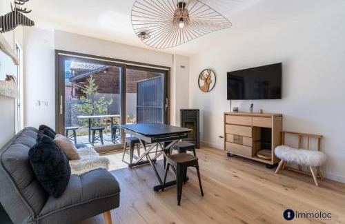 Saint-Etienne-de-Tinee Apartment | Apartment near Mont D'auron
