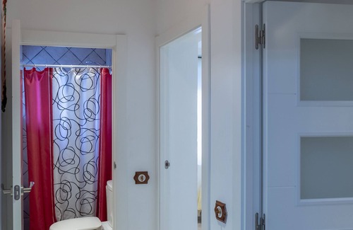 Distrito Sur Apartment | Apartment Near The Mosque.