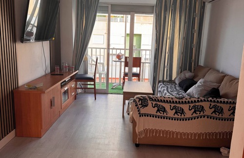 Torre del Mar Apartment | Apartment next to the sea, very well oriented with south orientation.