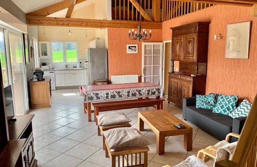 Saint-Gery Apartment | Apartment "Nid d'Etoiles" with private parking