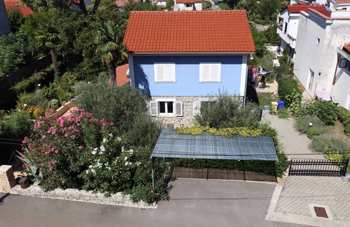 Njivice Apartment | Apartment Njivice for 2 persons, 3 star "Lilis" apartment