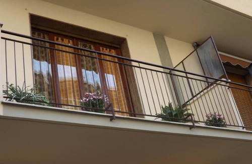 San Jacopino Apartment | APARTMENT " OF FLOWERS " NEAR TO THE CENTRE OF FLORENCE