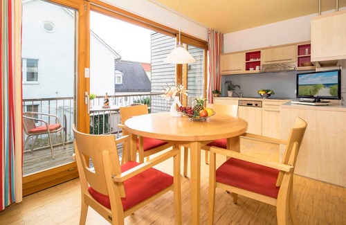 Seebad Bansin Apartment | Apartment on the ground floor - DRK Seminarhaus Heringsdorf *directly on the beach*