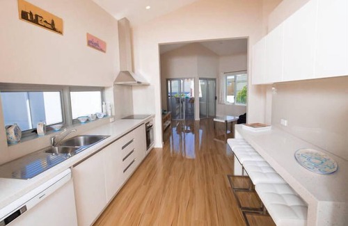 Fremantle Apartment | Apartment on Wray 4