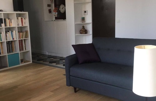 Chambery Apartment | Apartment overlooking park, near train station and historic center