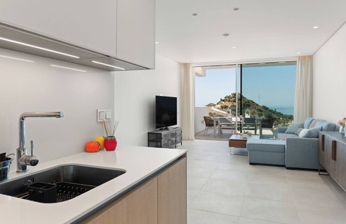Ojen Apartment | Apartment 'Palo Alto' with Sea View, Wi-Fi and Air Conditioning