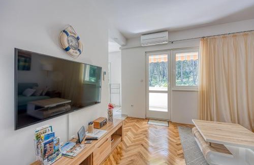Porec Apartment | Apartment Pavluk with Balcony
