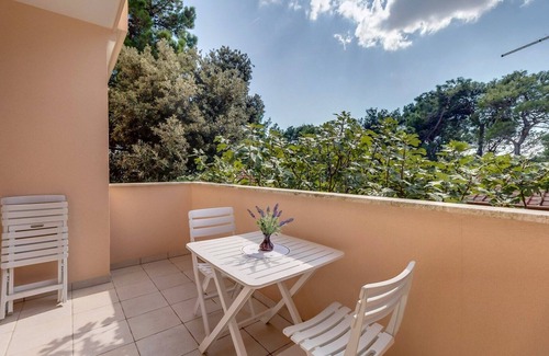Artatore Apartment | Apartment Pineta 1, offers you comfort for your ideal vacation, located in Artatore.