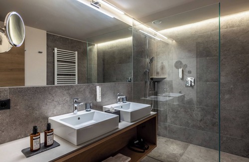 Burgusio Apartment | Apartment 'Planitza' with Shared Pool, Private Terrace and Wi-Fi