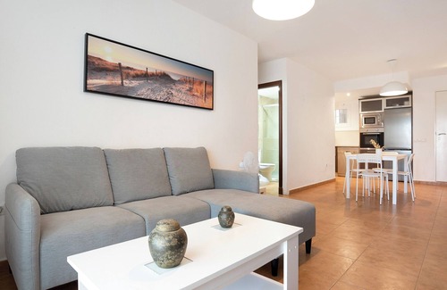 Tarifa Apartment | Apartment 'Pool' with Shared Pool, Private Terrace and Wi-Fi