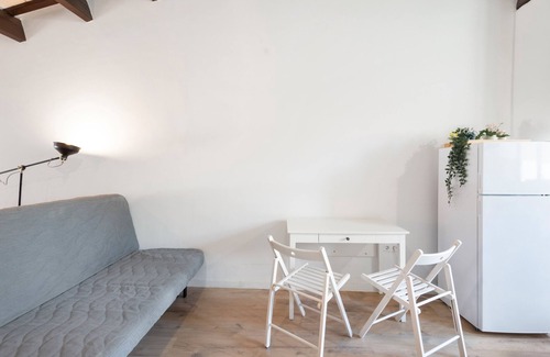 Arenys de Mar Apartment | Apartment 'Portblanc Front' with Sea View, Wi-Fi and Air Conditioning