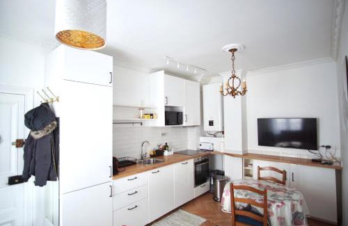 Saint-Louis Apartment | Apartment quartier St Louis - 10 mins walking Château Versailles