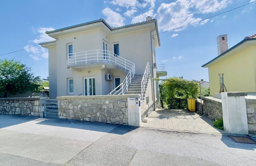 Kraljevica Apartment | Apartment Reful