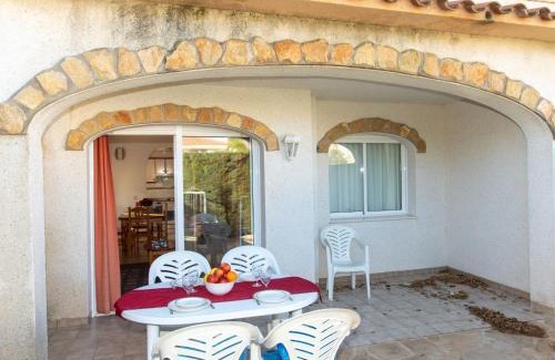 Miami Platja Apartment | Apartment Residencial Eurosol de los Monteros by Interhome