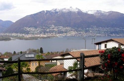 Piazzogna Apartment | Apartment Residenza Miralago Apt- B19 by Interhome