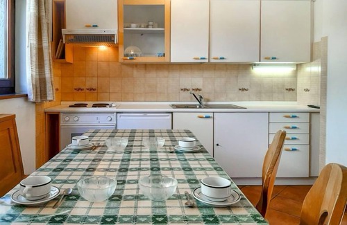 Alba Apartment | Apartment Roacia by Interhome