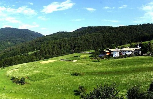 Anterivo Apartment | Apartment "Roessl 1 Depandance" with Mountain View, Shared Pool & Wi-Fi