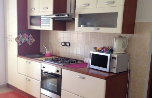 Marina di Caulonia Apartment | Apartment Sleeps 4 with Pool-Pet & Family Friendly