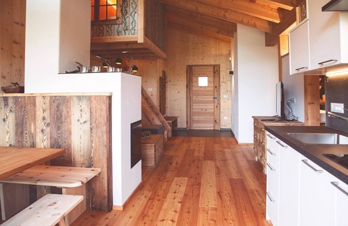 San Pancrazio Apartment | Apartment 'S`Mühlstübele' with Mountain View, Private Terrace and Shared Garden