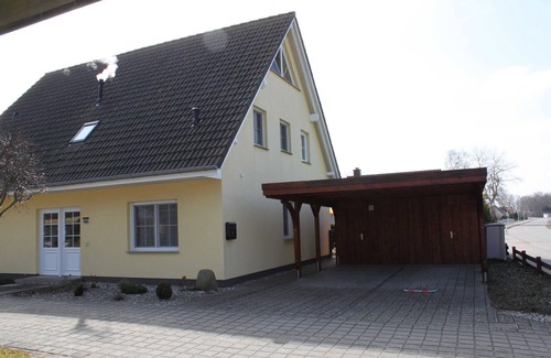 Karlshagen Apartment | Apartment Sanddorn - Apartment Sanddorn-1 bedroom for max. 4 persons and 1 baby