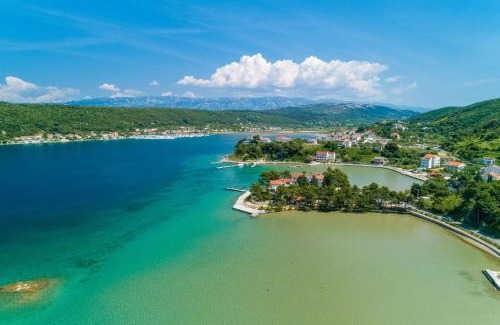 Supetarska Draga Apartment | Apartment Slavko R