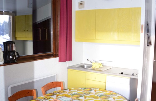 Le Praz de Lys Apartment | Apartment sleeps 6 Praz de Lys