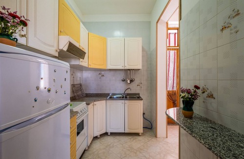 Giurdignano Apartment | Apartment Sole 1 with Terrace, A/C & Wi-Fi