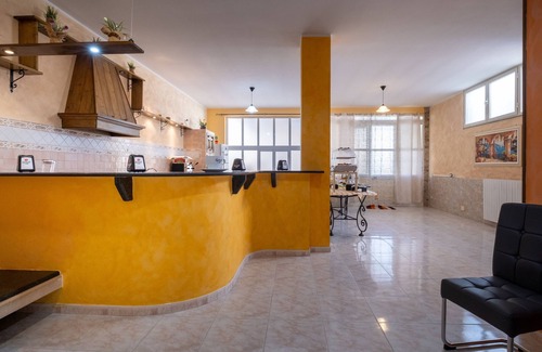 Giurdignano Apartment | Apartment Sole 1 with Terrace, A/C & Wi-Fi
