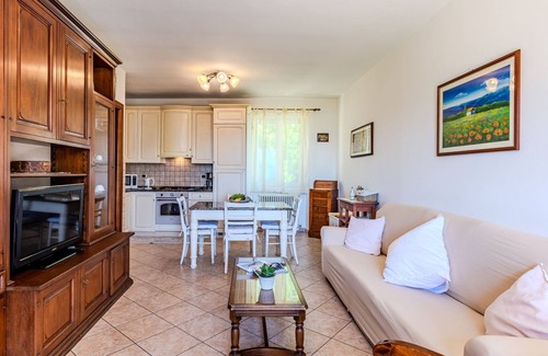 Consiglio di Rumo Apartment | Apartment Sole by Interhome