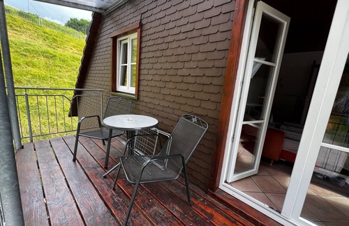 Kirnbach Apartment | Apartment 'Sonneneck' with Mountain View, Shared Pool and Wi-Fi