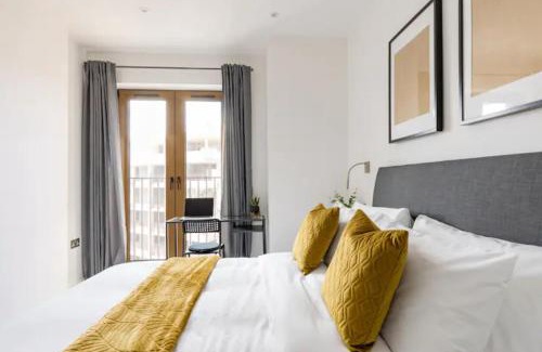 St Albans Apartment | Apartment- St Albans with WiFi & Close to Station