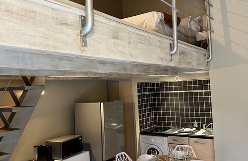 Corte Apartment | Apartment-Standard-Ensuite with Shower-Balcony