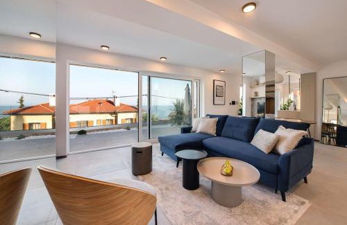 Volosko Apartment | Apartment Starfish with private pool and magnificent sea view