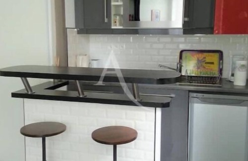 Gare Apartment | Apartment Studio in Small renovated house in Paris