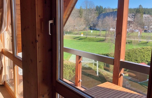 Hinterzarten Apartment | Apartment 'Studio – With Balcony 40 sqm' with Mountain View, Shared Terrace and Wi-Fi